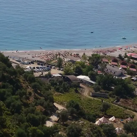 Luxury tent Glamping Bunec Piqeras