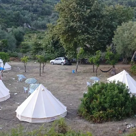 Роскошный шатер Glamping Bunec